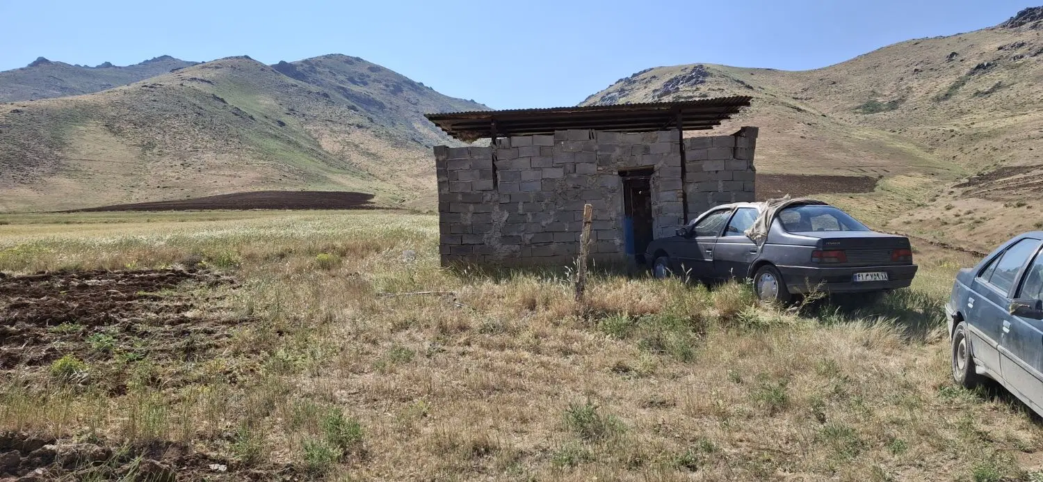 اجاره واگذاری۱۰هزارمترزمین کشاورزی باچاه واستخر