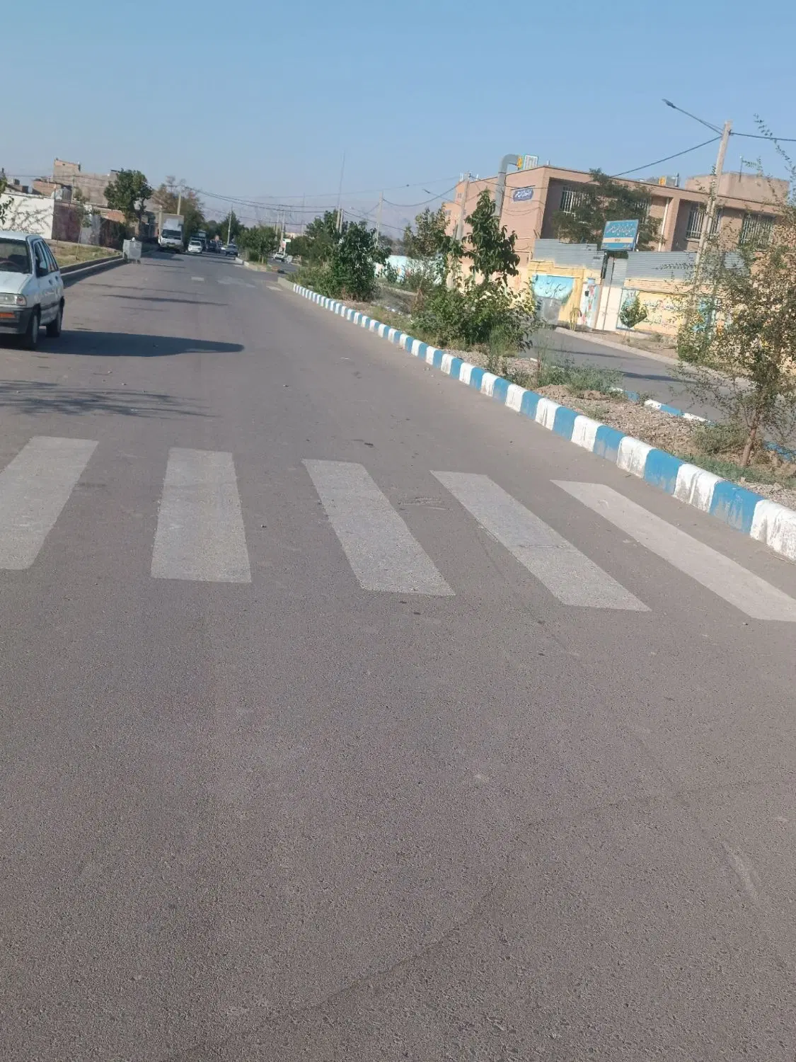 زمین مسکونی و تجاری