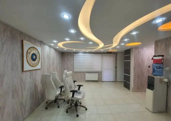 میدان استقلال_۶۸ متری _تجاری