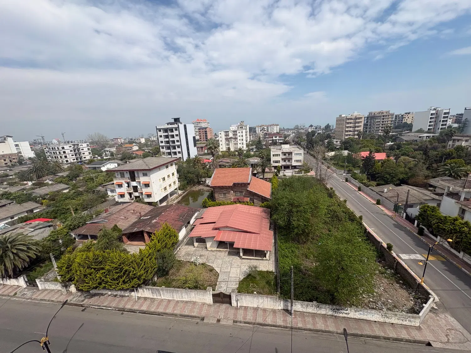 زمین ۲۵۰ متری داخل بافت مسکونی خیلی مناسب