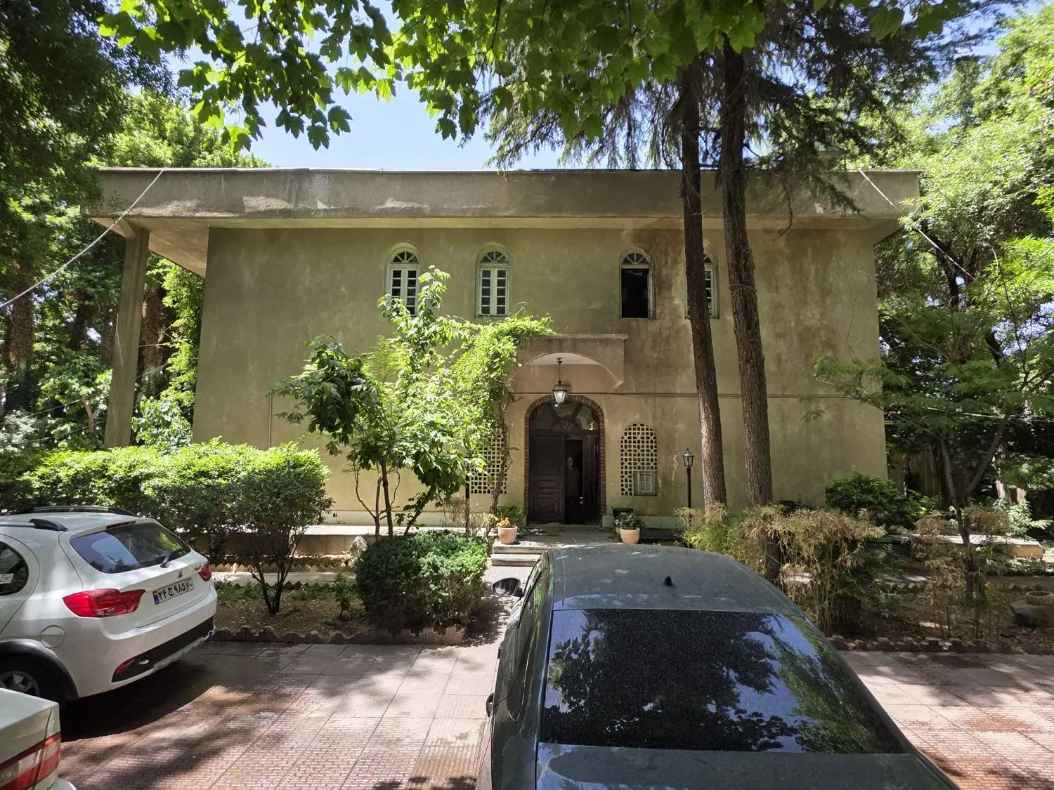 اجاره باغ و عمارت جهت لوکیشن عکاسی و کافه
