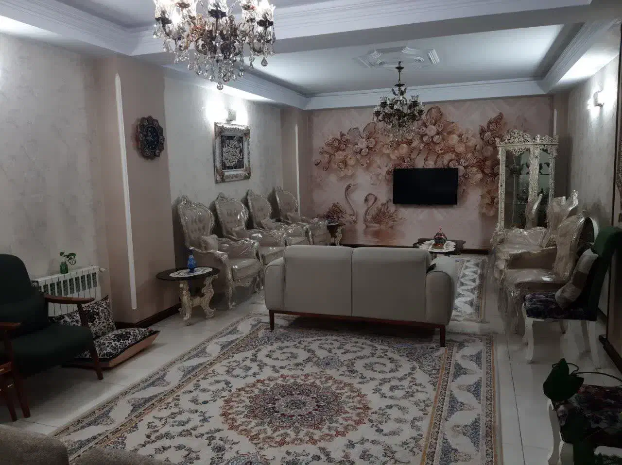 آپارتمان ۹۰ متری دو خواب