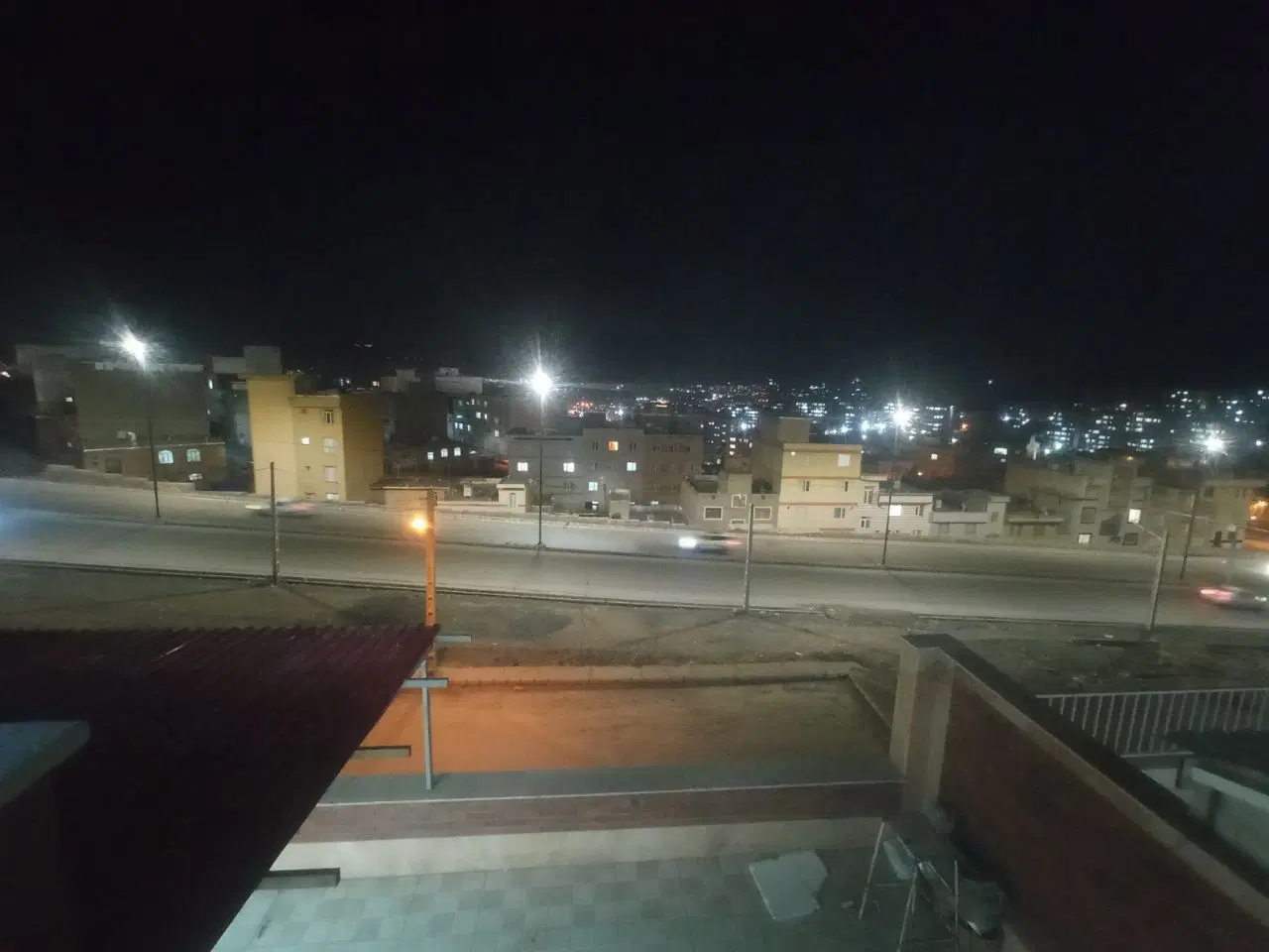 فراز پایانه نمااصلی ردیف اول لاکچری