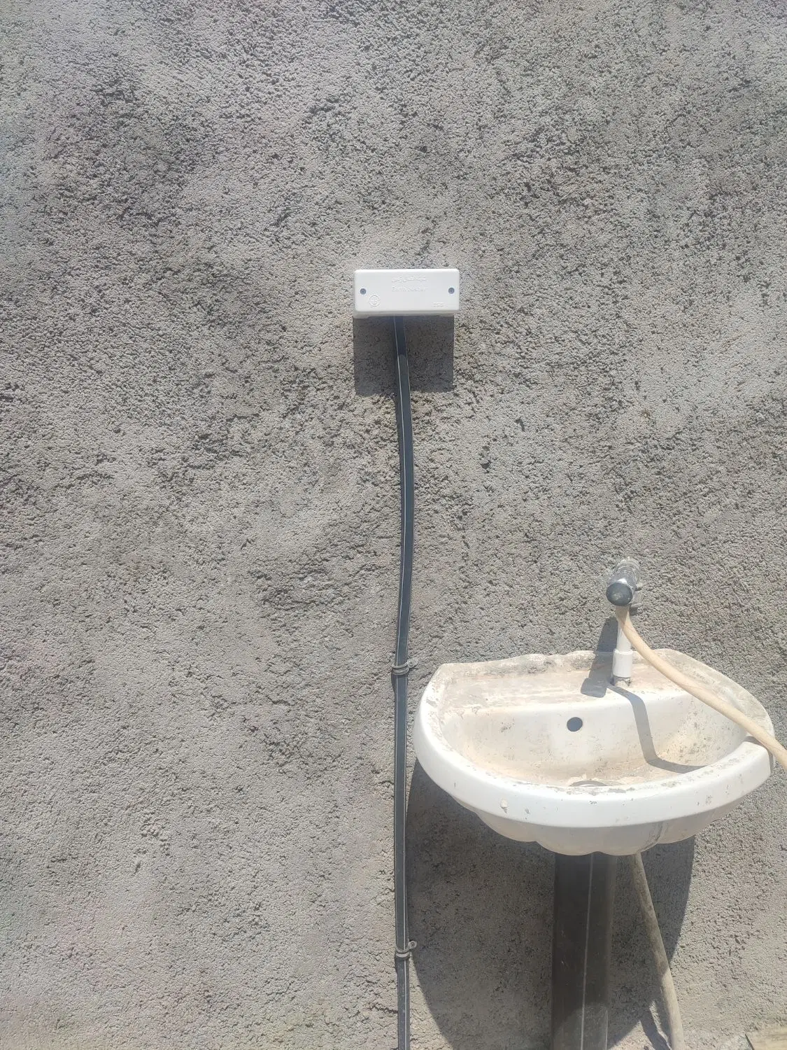 باغ باغچه 200متری داخل بافت ملکی آب برق گاز