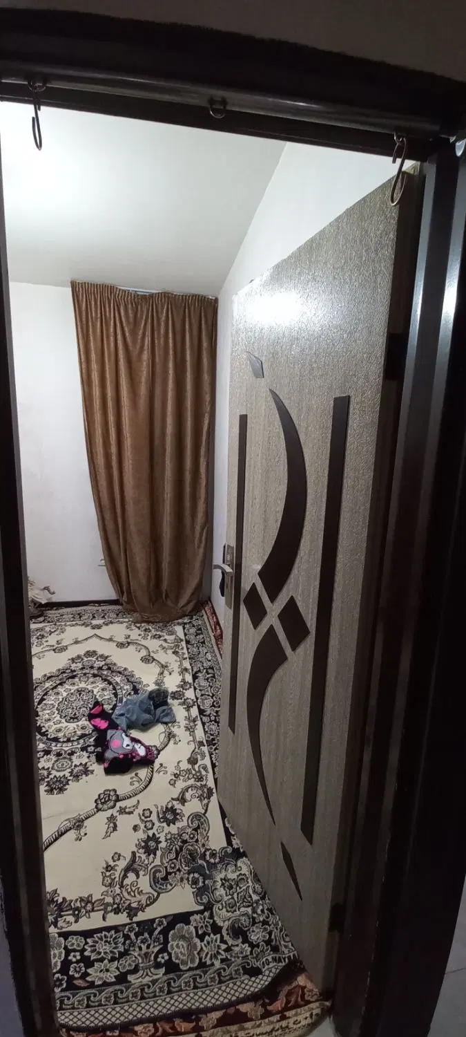 یک واحد آپارتمان اجاره ای