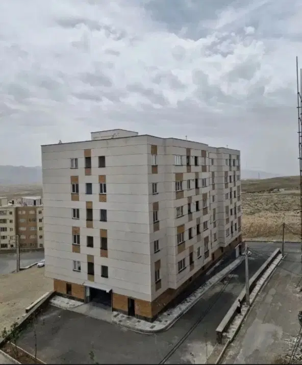 مسکن ملی گیلاوند