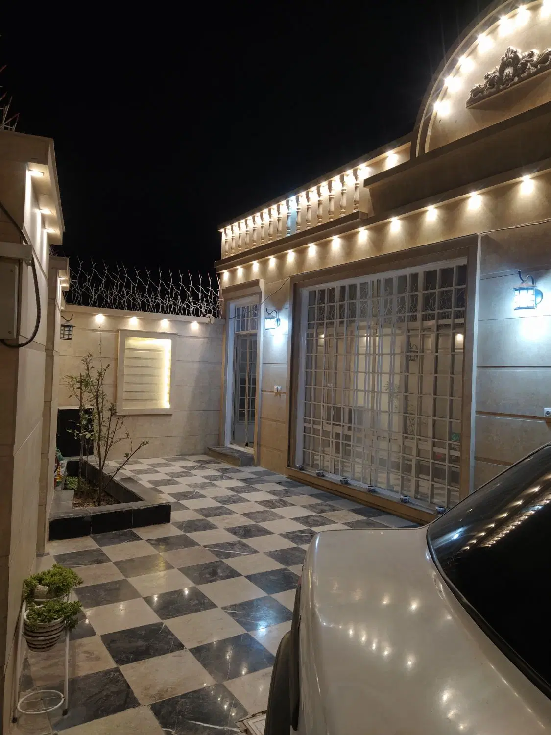 منزل نوساز فروشی سیادک فول امکانات