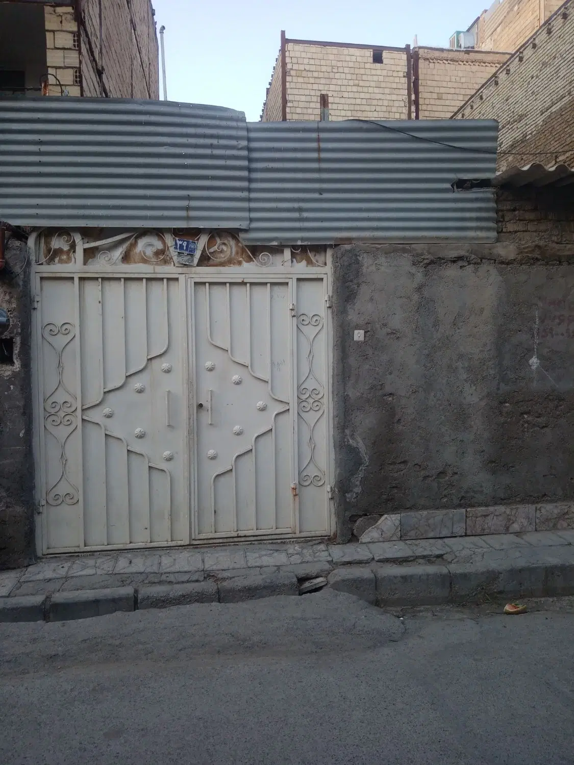 منزل ویلایی دربست ماشین رو