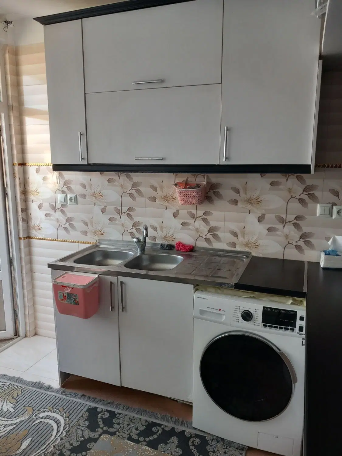 آپارتمان ۷۵ متری دو خواب طبقه اول خیابان رحمانی