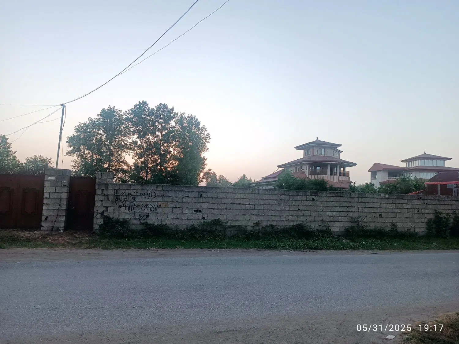 زمین تجاری مسکونی بر اصلی خیابان چاف بالا