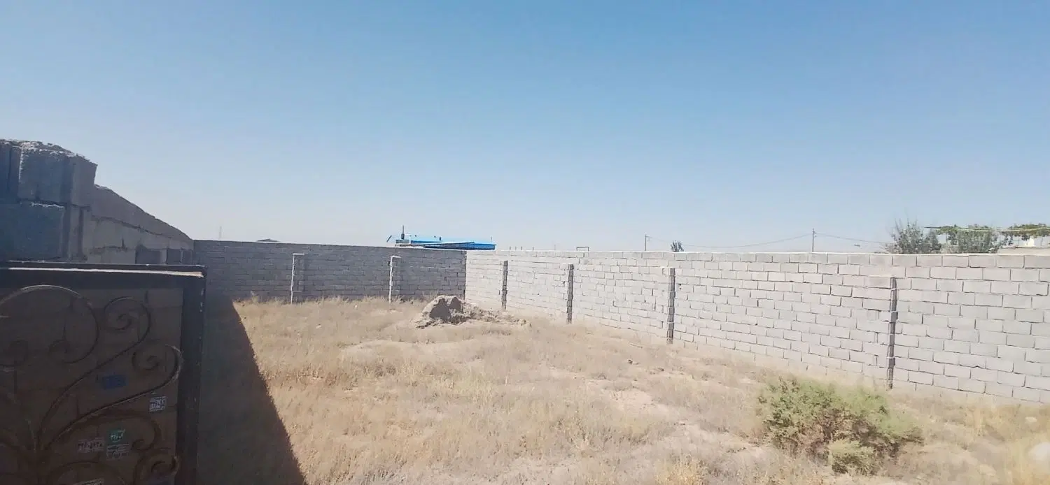 قطعه زمین حصارشده در باغ معروف