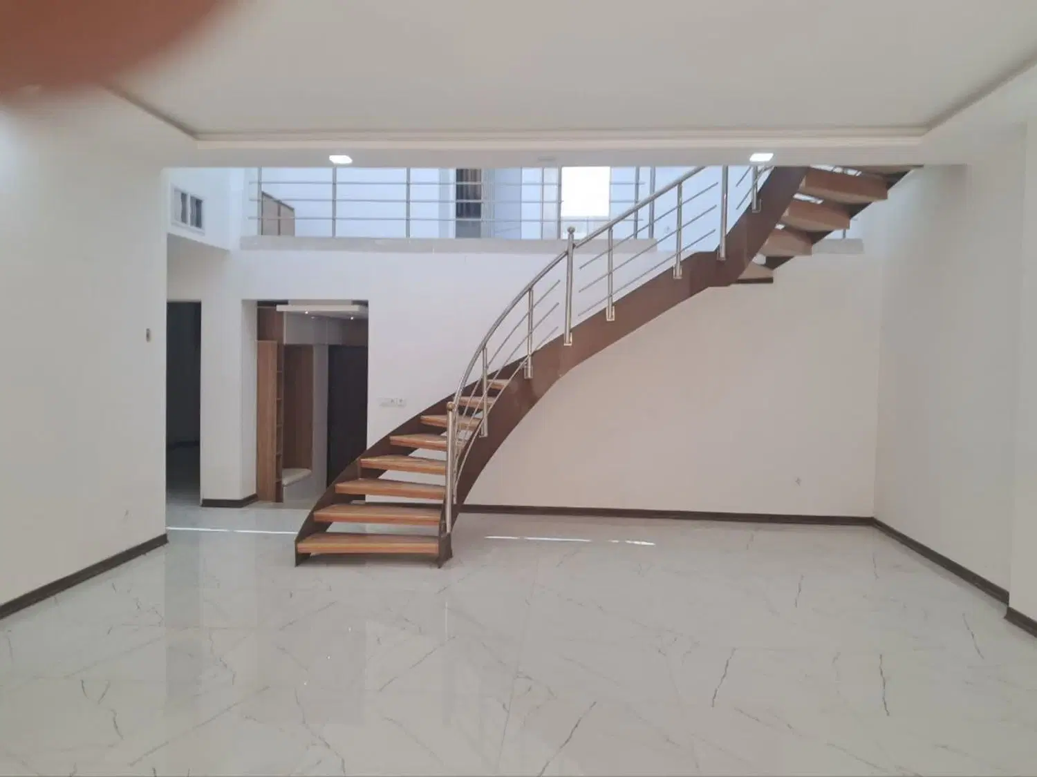 فروش مسکونی دوبلکس نوساز ویلاشهر