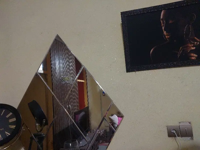 خانه کلنگی آجری مرکز شهر
