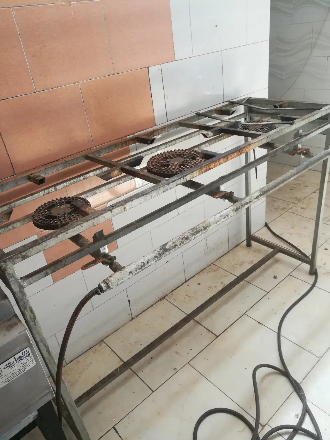 فروش آشپزخانه وغذای اماده