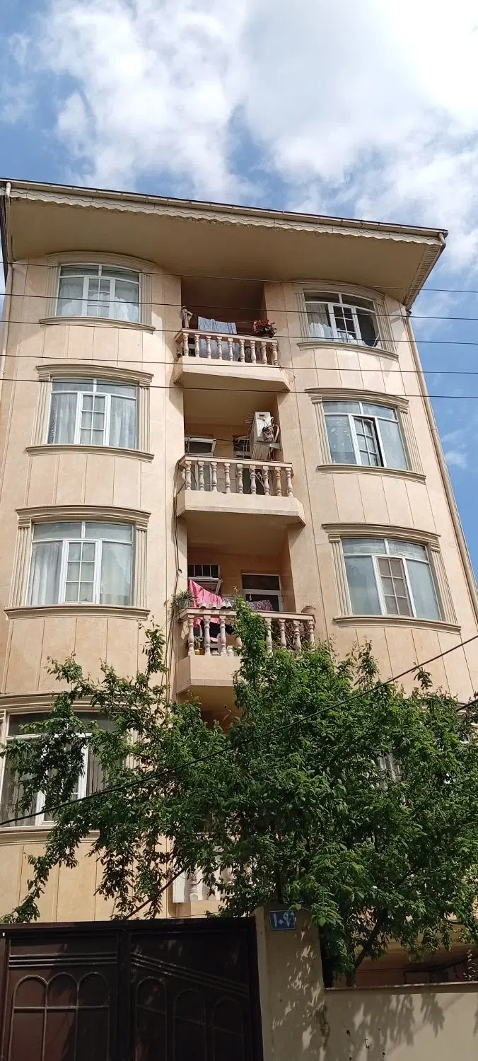 خانه چهار طبقه