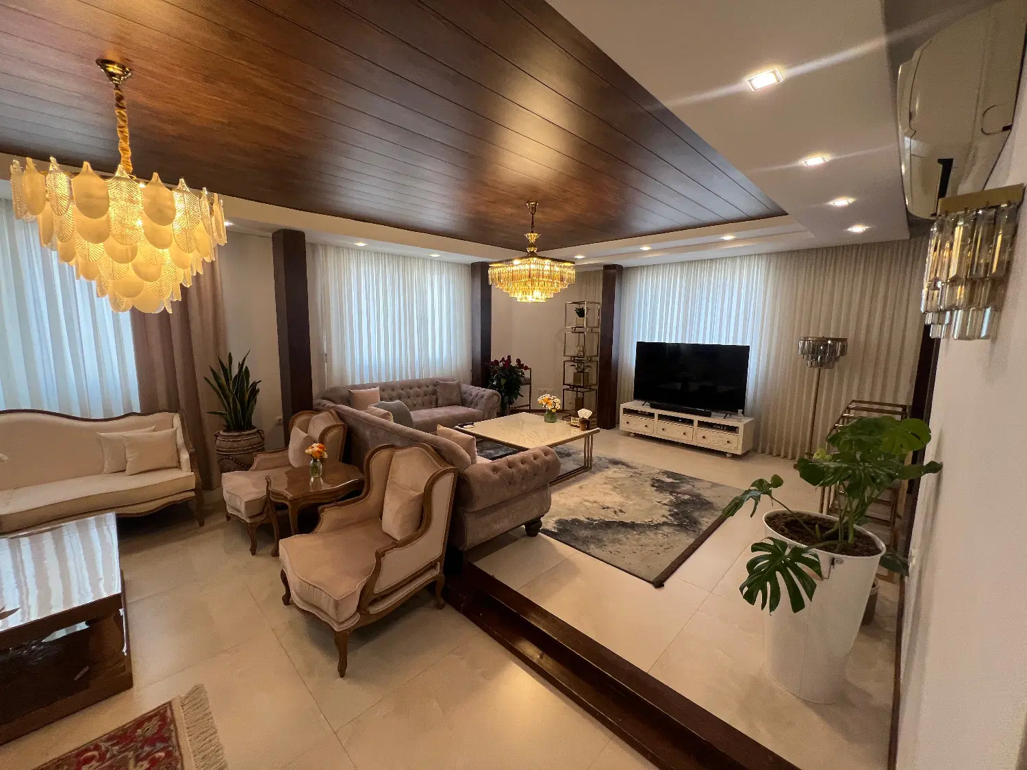 ۱۶۰متر تک واحدی۳خواب۲خواب مستر نوساز فول(بیهقی)
