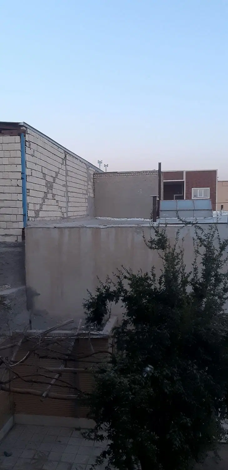 زمین فروشی باپروانه ساخت