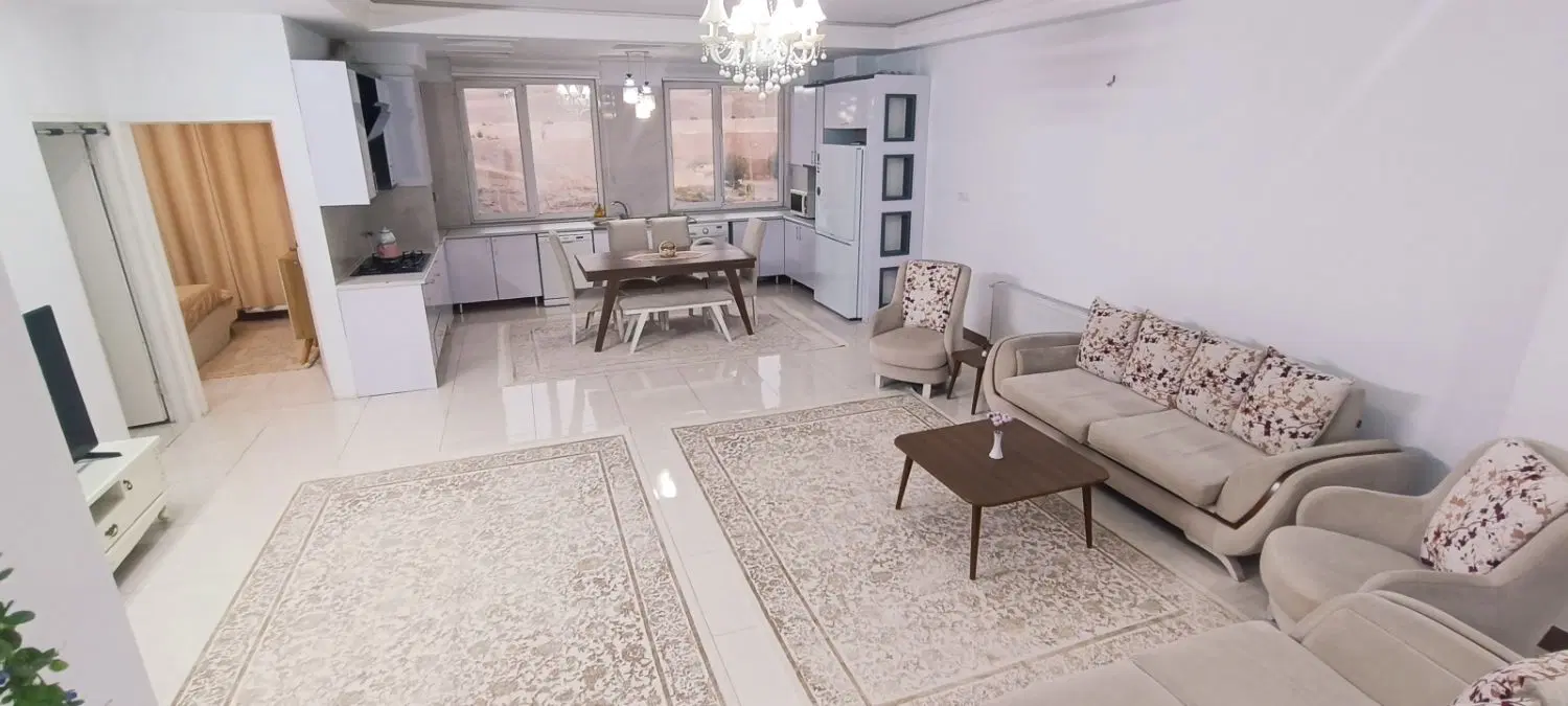 عمارت90متر۲ واحدی مشابه نوسازبا پارکینگ آسانسور