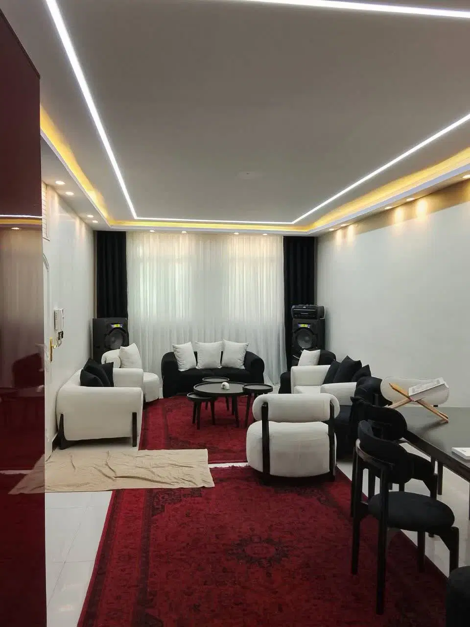 75مترآپارتمان 2خوابه طبقه سوم بدون مالک