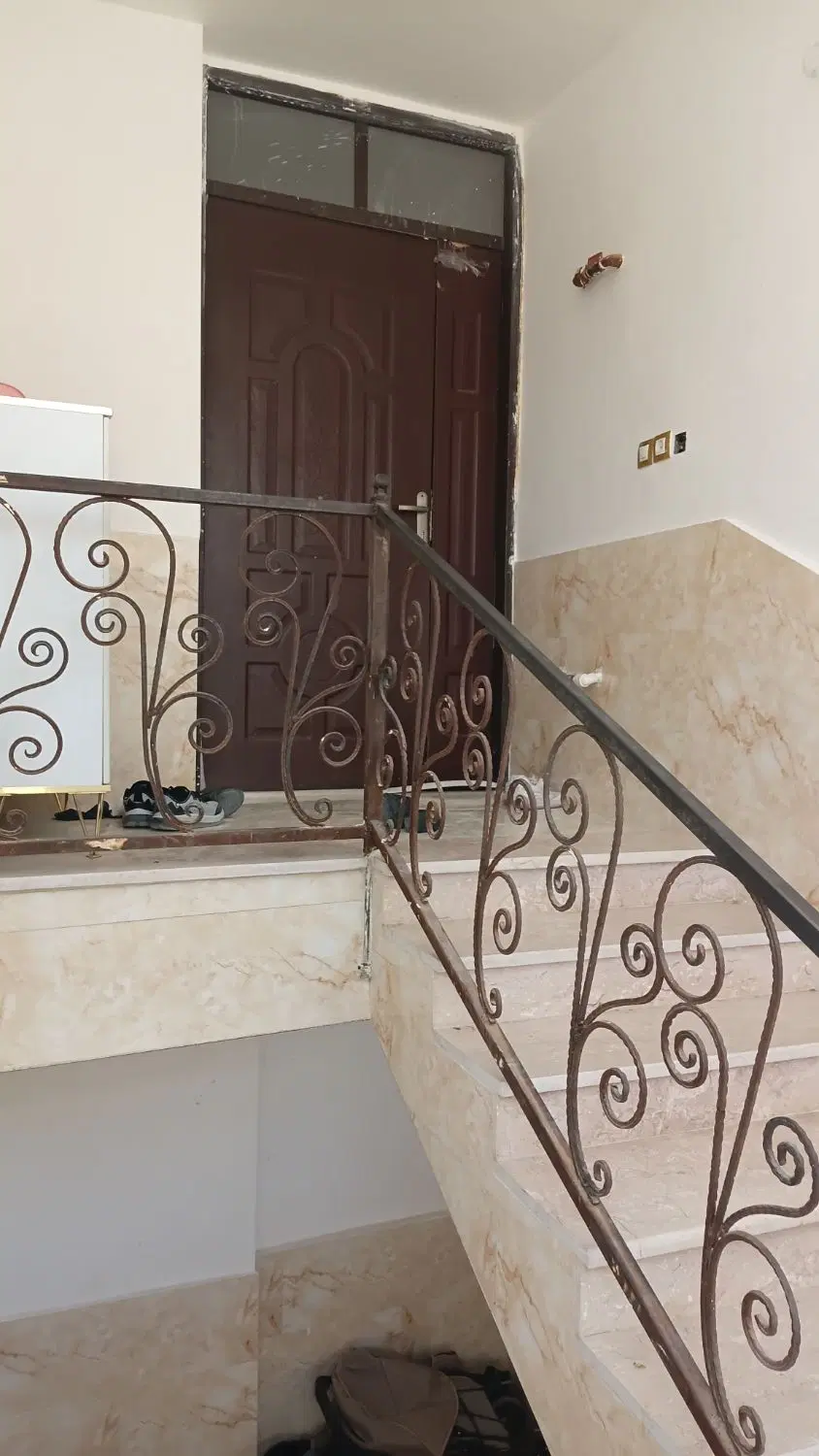 رهن و اجاره منزل مسکونی طبقه دوم