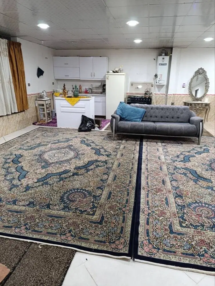 باغ ویلا۱۷۰۰متری قابل سکونت چسبیده به بافت۱۰۰متربن