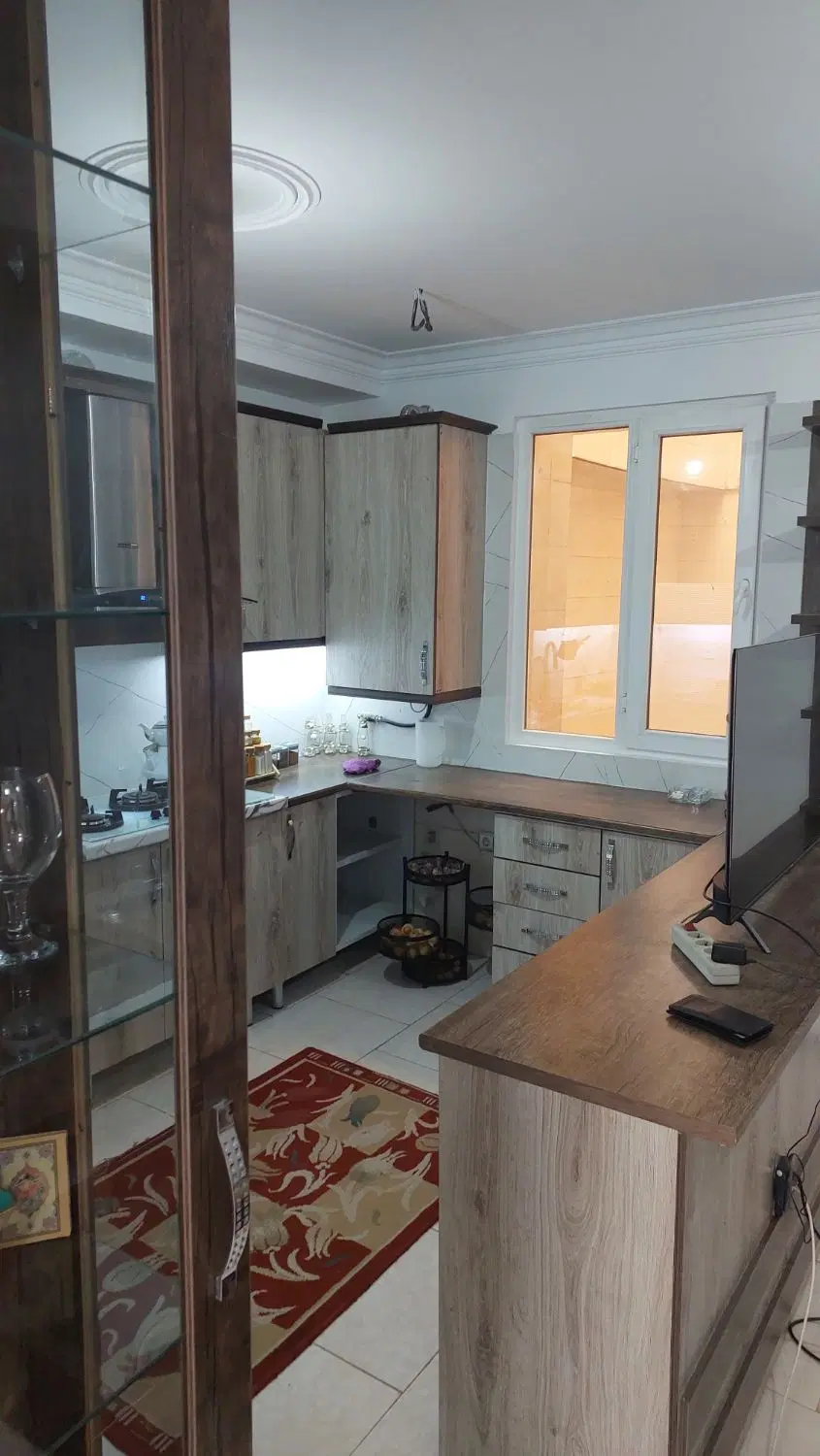 ۷۵ متر شهرک ناز بدون ریالی خرج فول امکانات