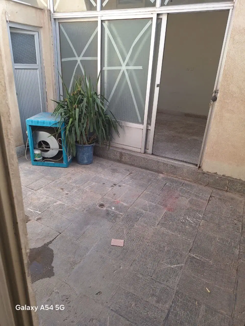 اجاره مسکونی ۱۰۵ متری دربست