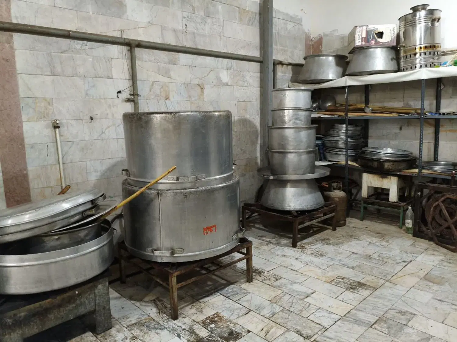 رهن آشپزخانه 75 متری