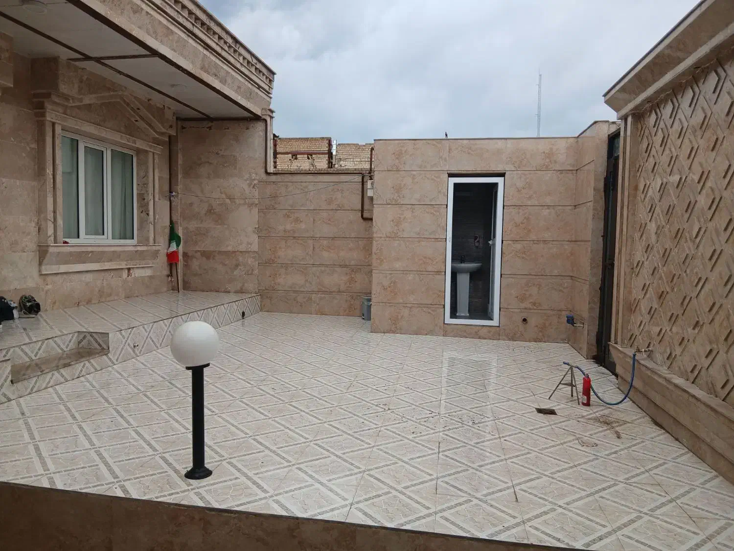 منزل مسکونی