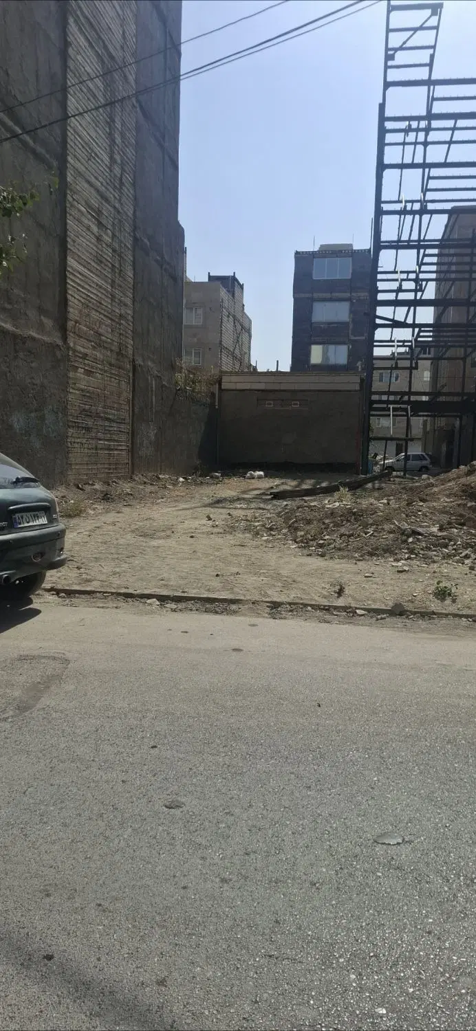 زمین  ۱۲۰متری حاشیه ۱۴ متری شهرک صبا