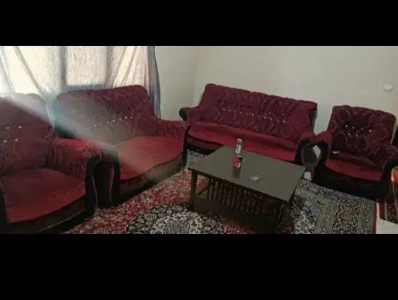 همخونه خانم می‌خوام خونه دارم