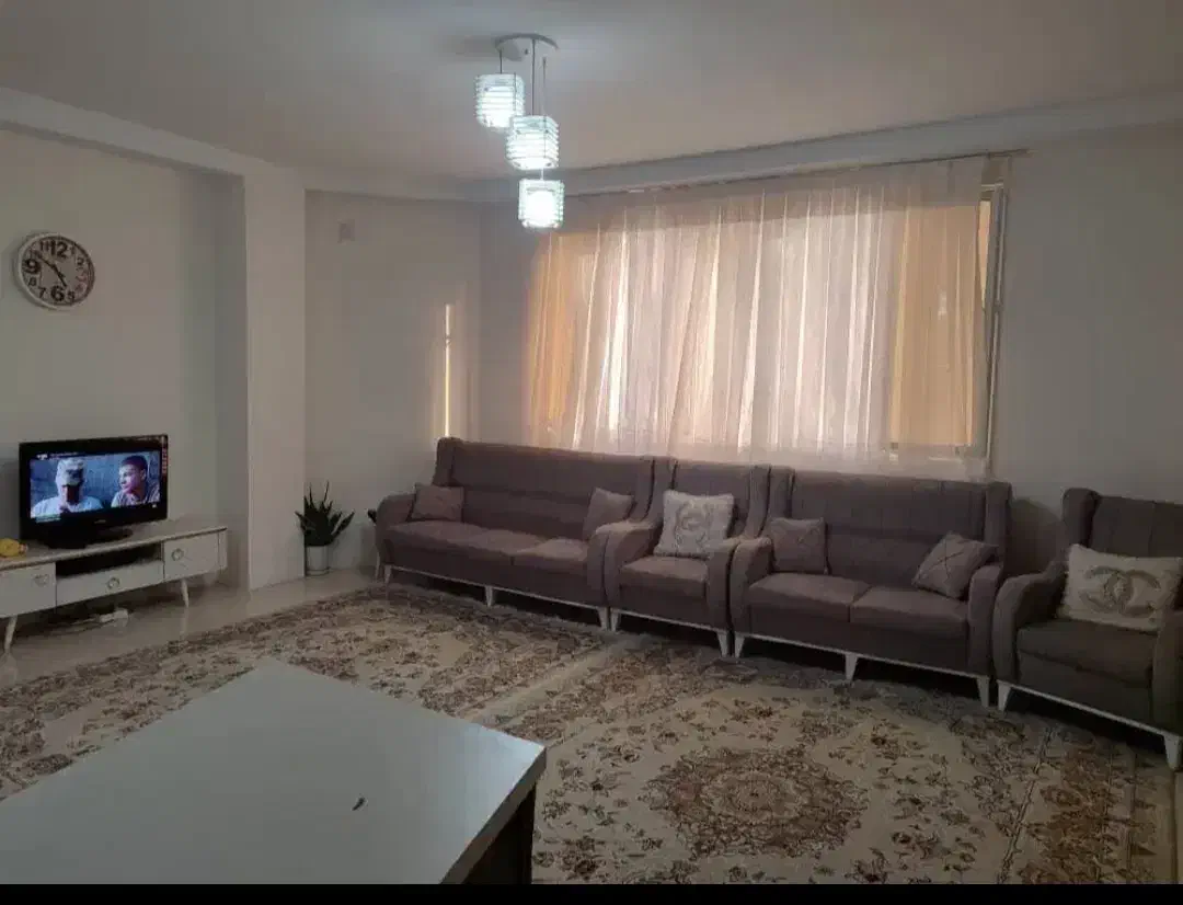 ۷۶متر ۳طبقه تک واحد بنیاد ۲۲بهمن