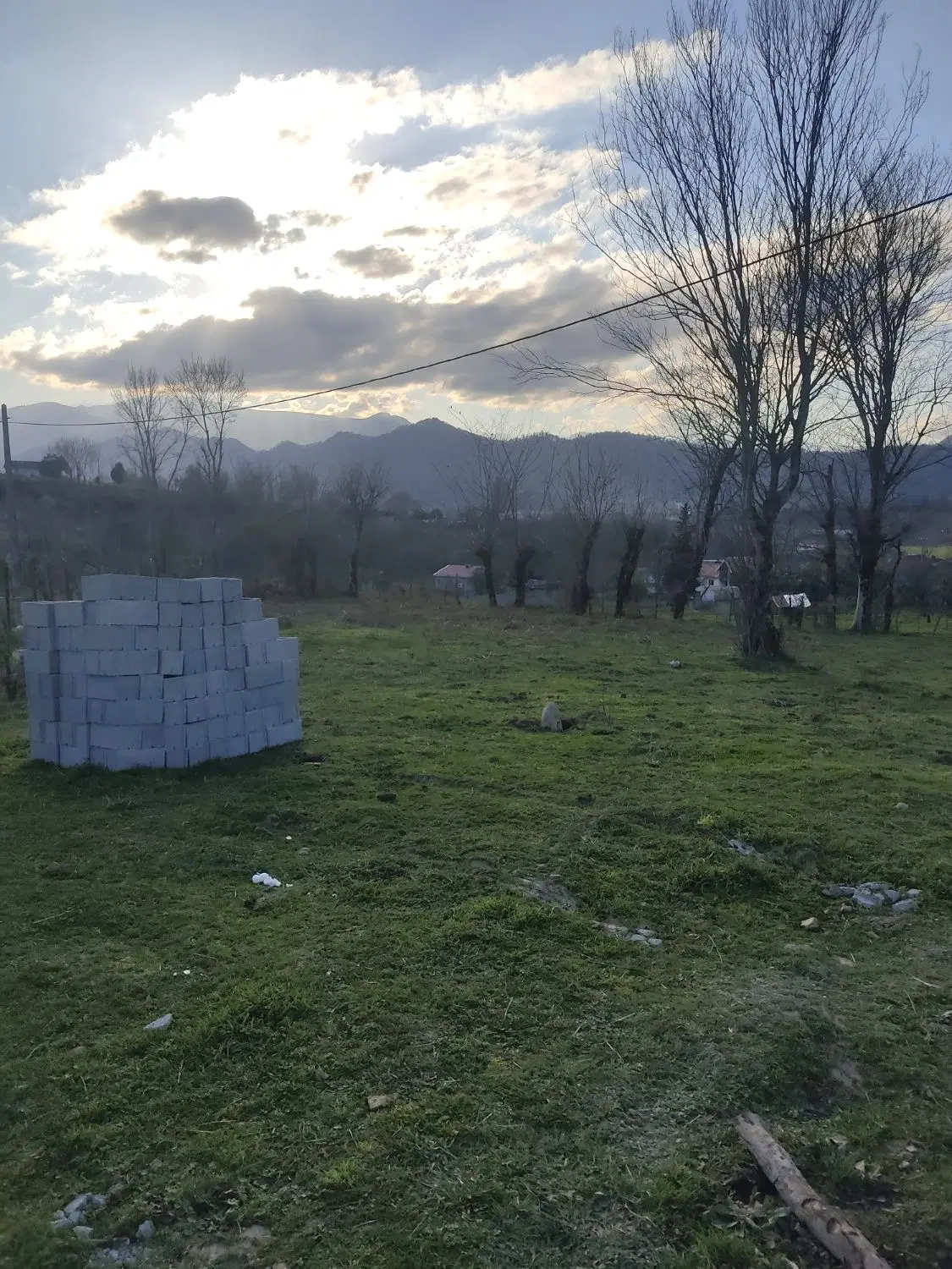 زمین با پروانه ساخت