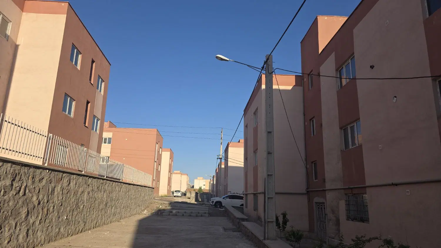 ۷۸ متر دو خوابه خام ابتدای فاز ۶