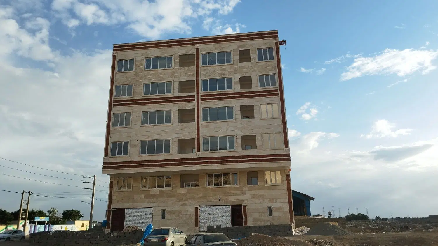 واحد نوساز آپارتمان خرمدشت پارکینگ اختصاصی