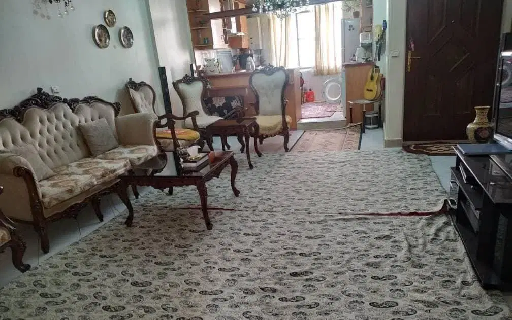 جمهوری ۹۰ متری فول
