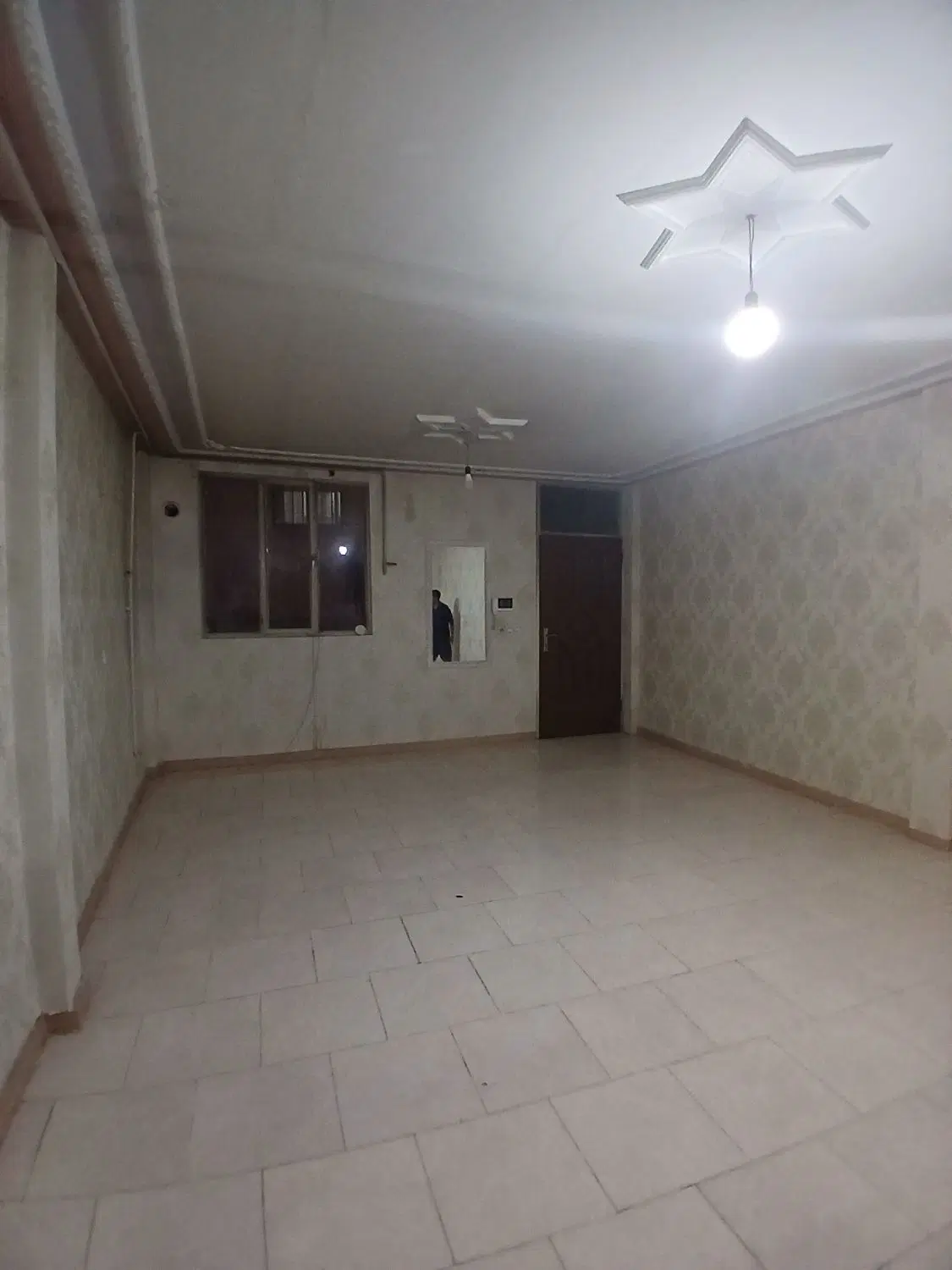 ۸۳متر ۲خواب_انباری_آسانسور روبه نما
