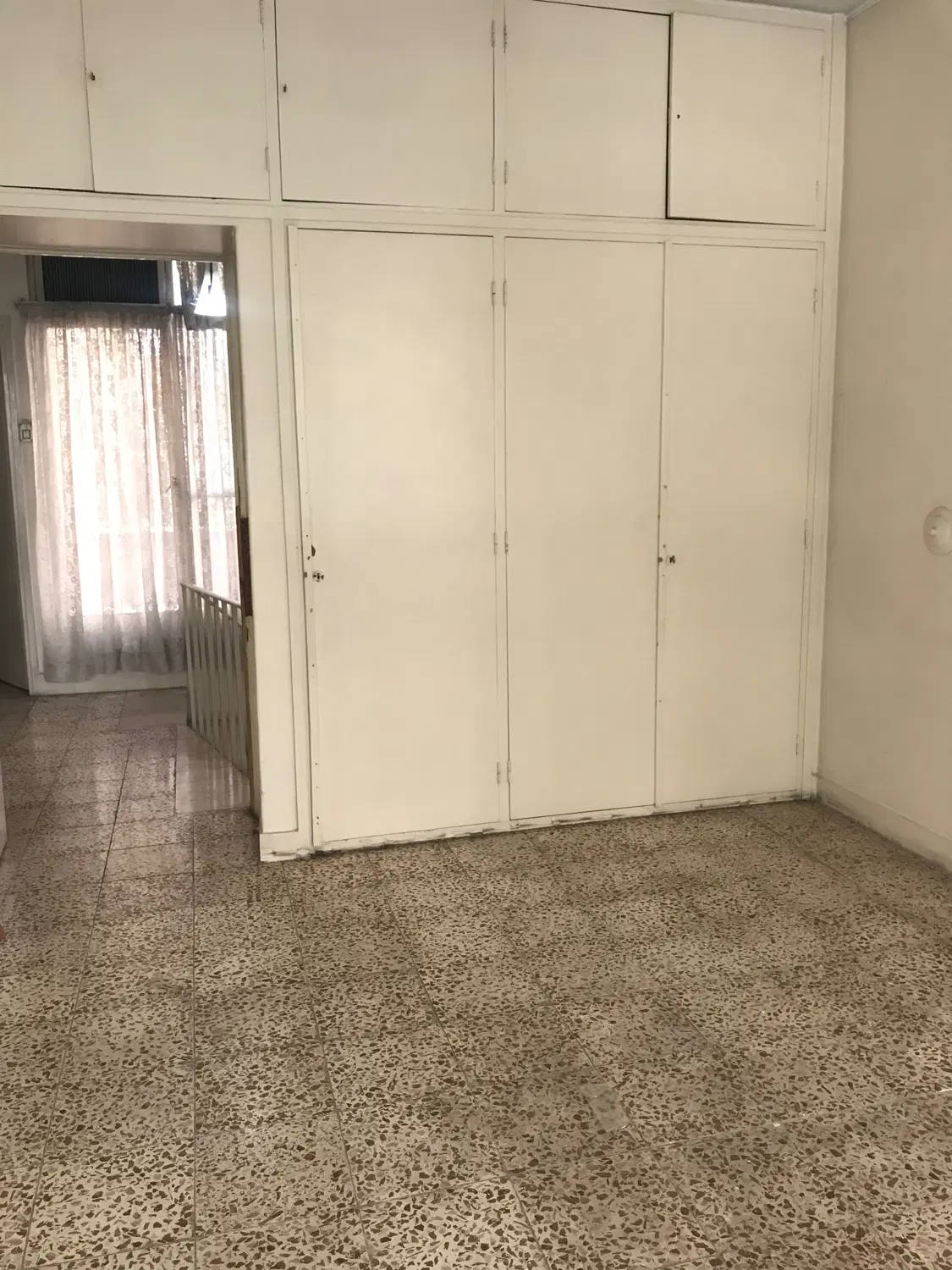 ۱۸۰ متر سه خواب ویلایی مستقل میدان فاطمی