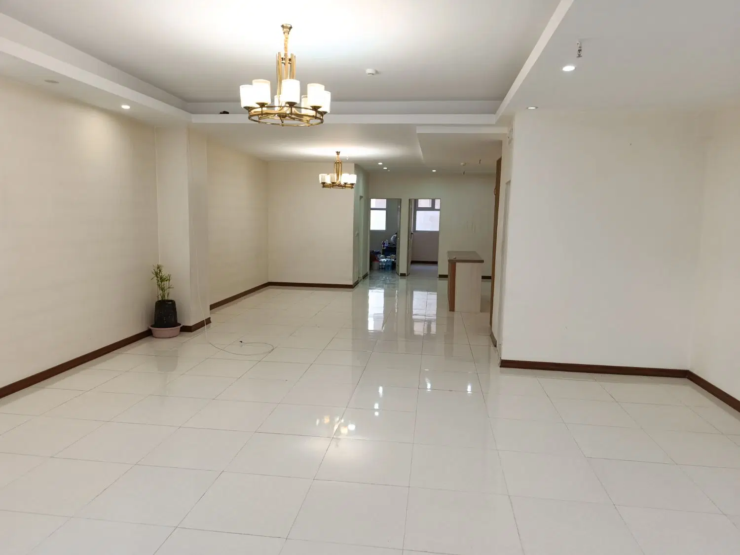 آپارتمان ۱۵۰ متری شیک در شهرک راه آهن