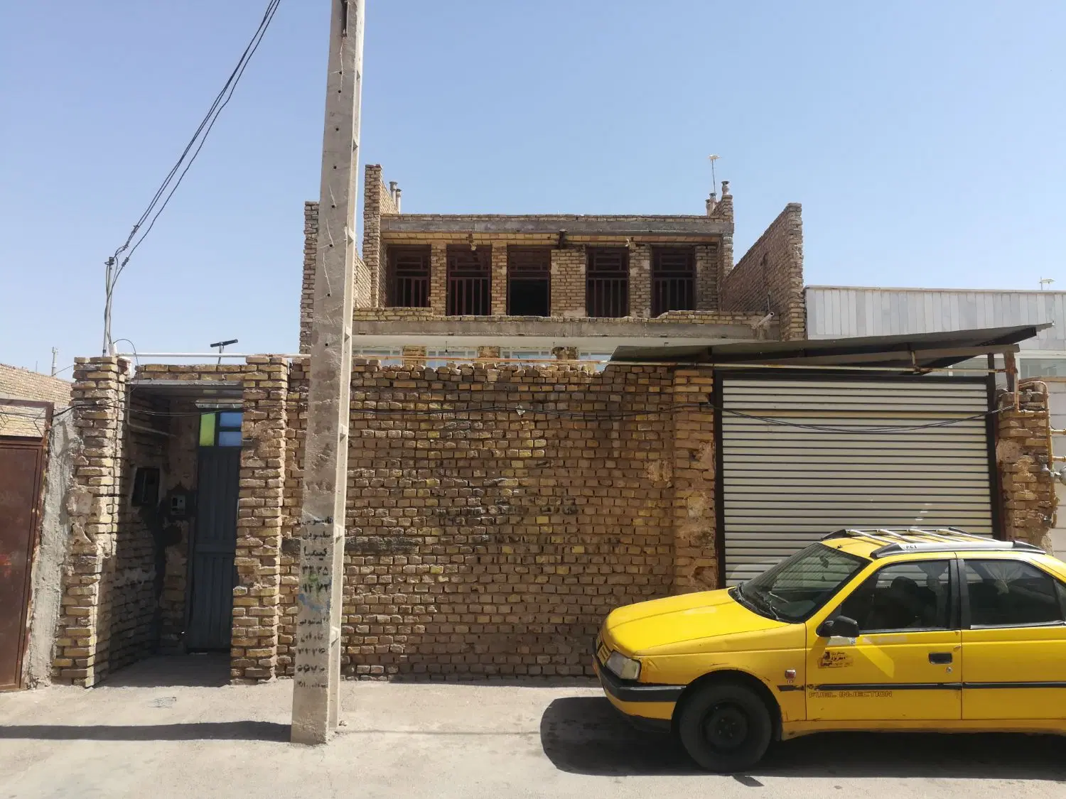 خونه ومنزل فروشی سه طبقه خیابان طالقانی نقدواقساط