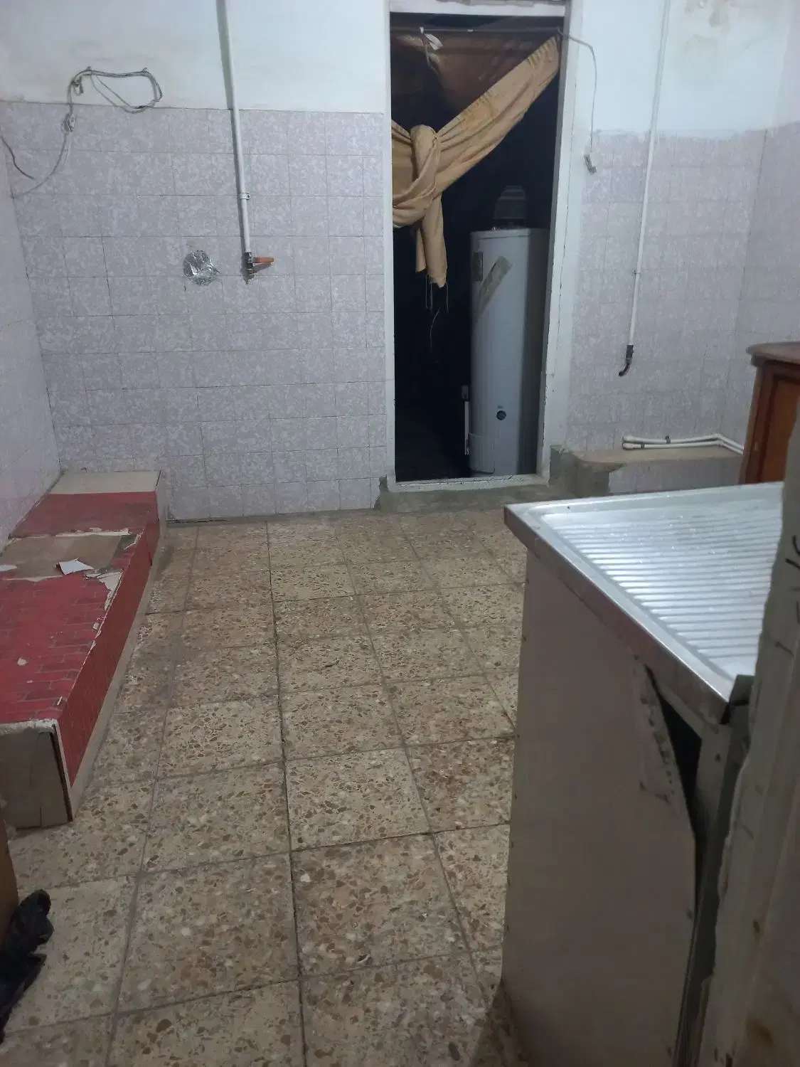 خانه ویلایی قنوات