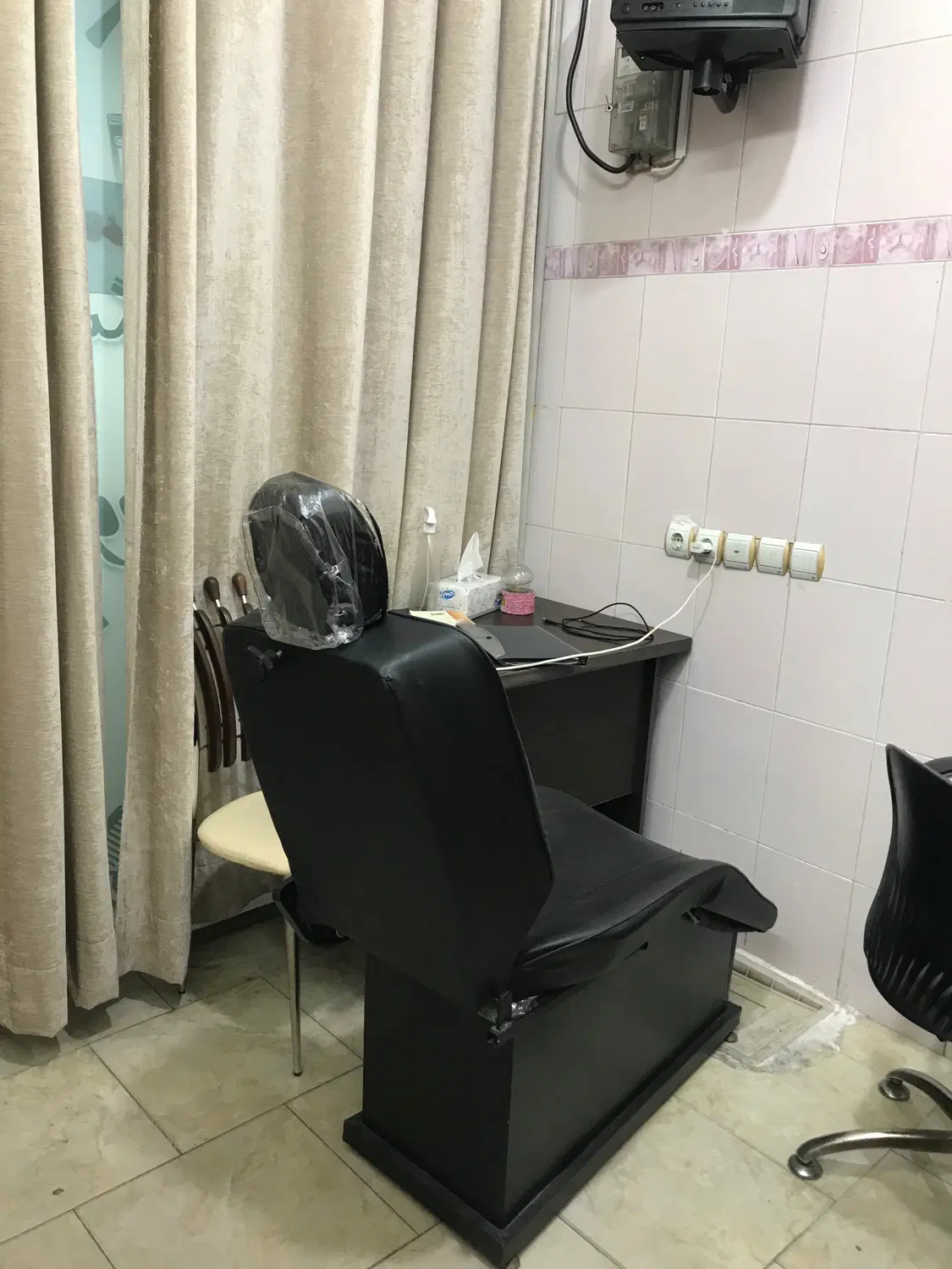 مغازه ۱۲متری بر خیابان اصلی بعثت