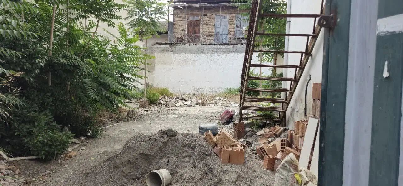فروش استثنایی زمین ۲۱۸متری با مغازه_میدان مازندران