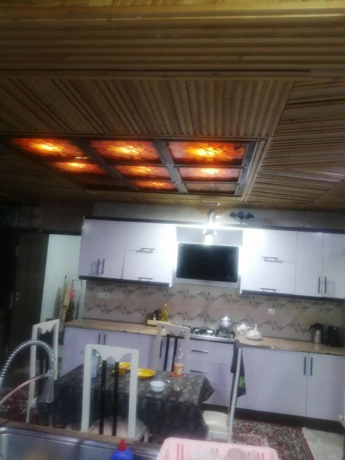منزل فروشی واقع در کوچه گلخون
