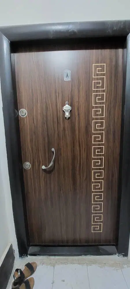فروش واحد ۷۳ متری گلستان نفت ۴ بین اقبال و اسفند