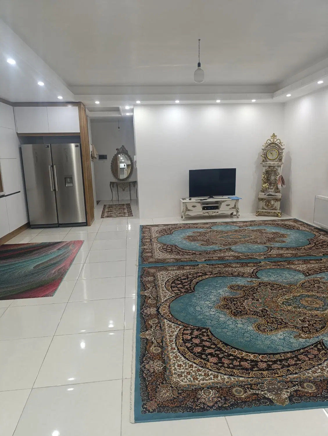 واحد فروشی