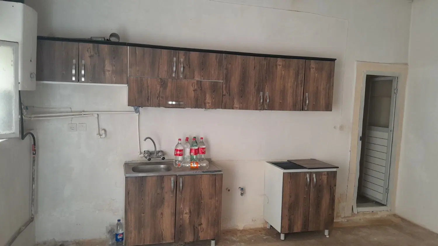 اجاره 1 اتاق 25 متری دارای حمام آشپزخانه
