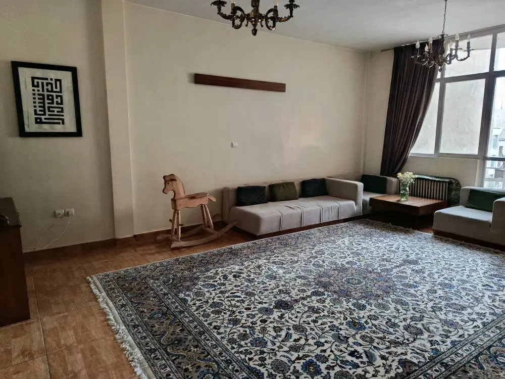 70متر 2خواب نورگیر دنج خوش نقشه