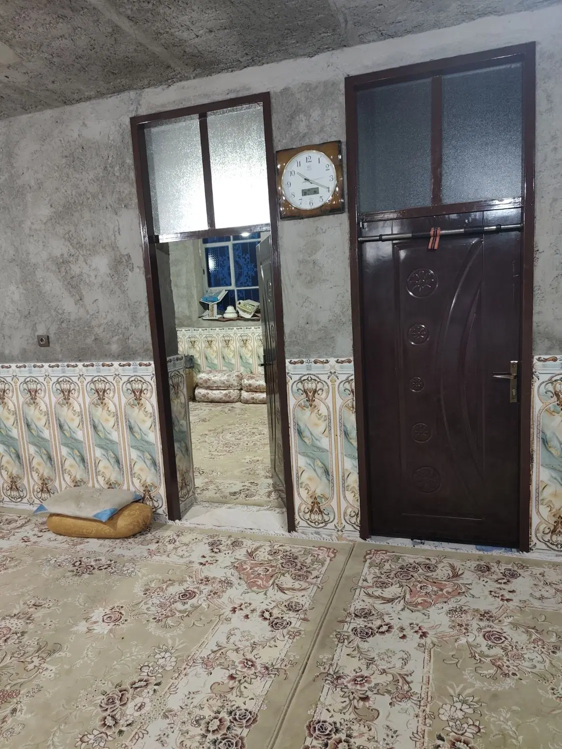 فروش خانه ویلایی در هوشک خیابان امام حسین 9