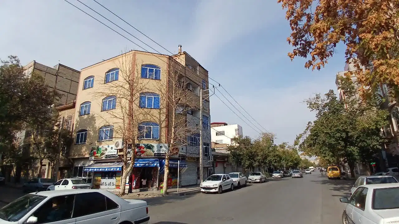 آپارتمان درعبدالمطلب 11 نبش آفتابی 13